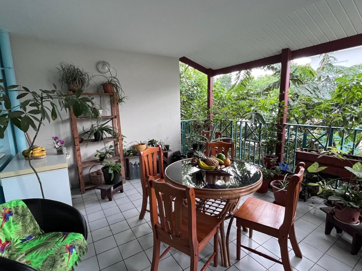 Chambre D'Hote A 5Mn De L'Aeroport Les Abymes Exterior photo